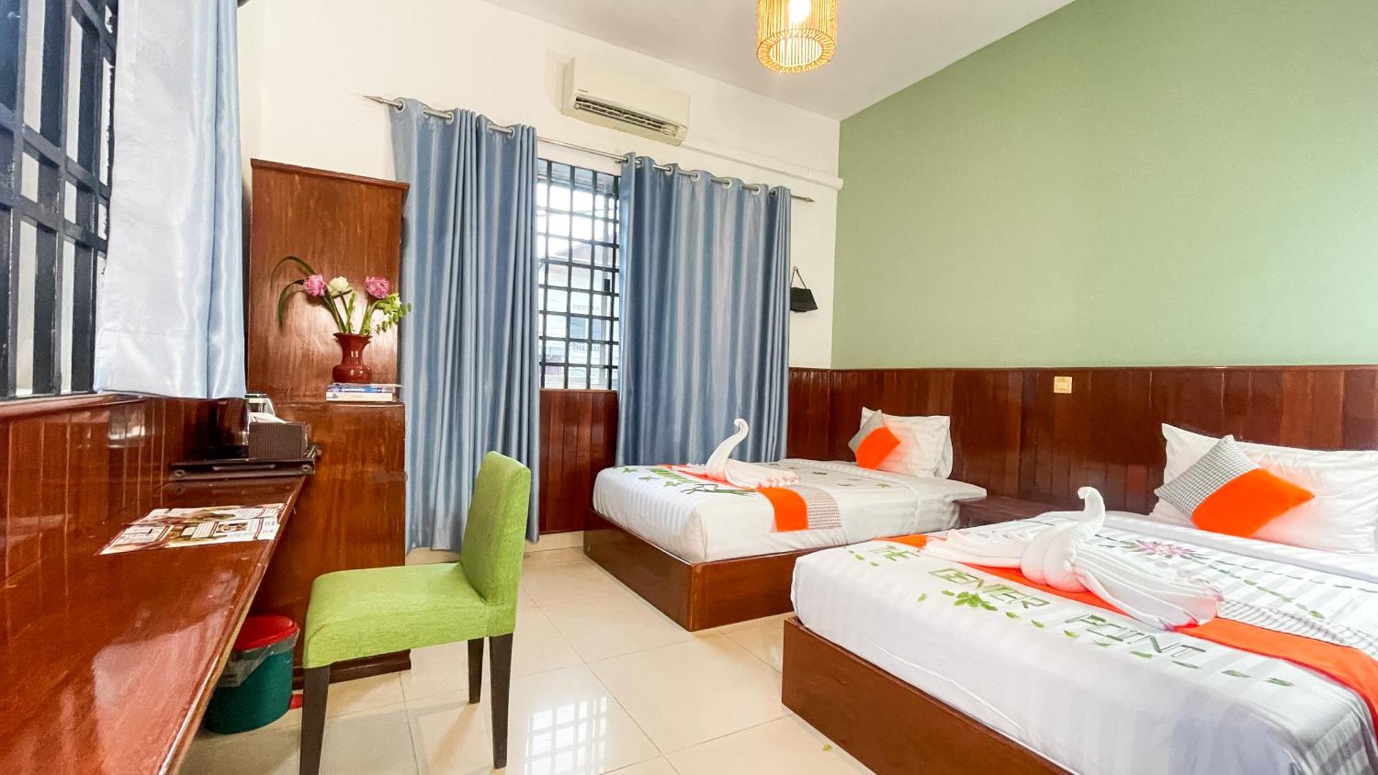 The Center Point Hotel เสียมราฐ ภายนอก รูปภาพ