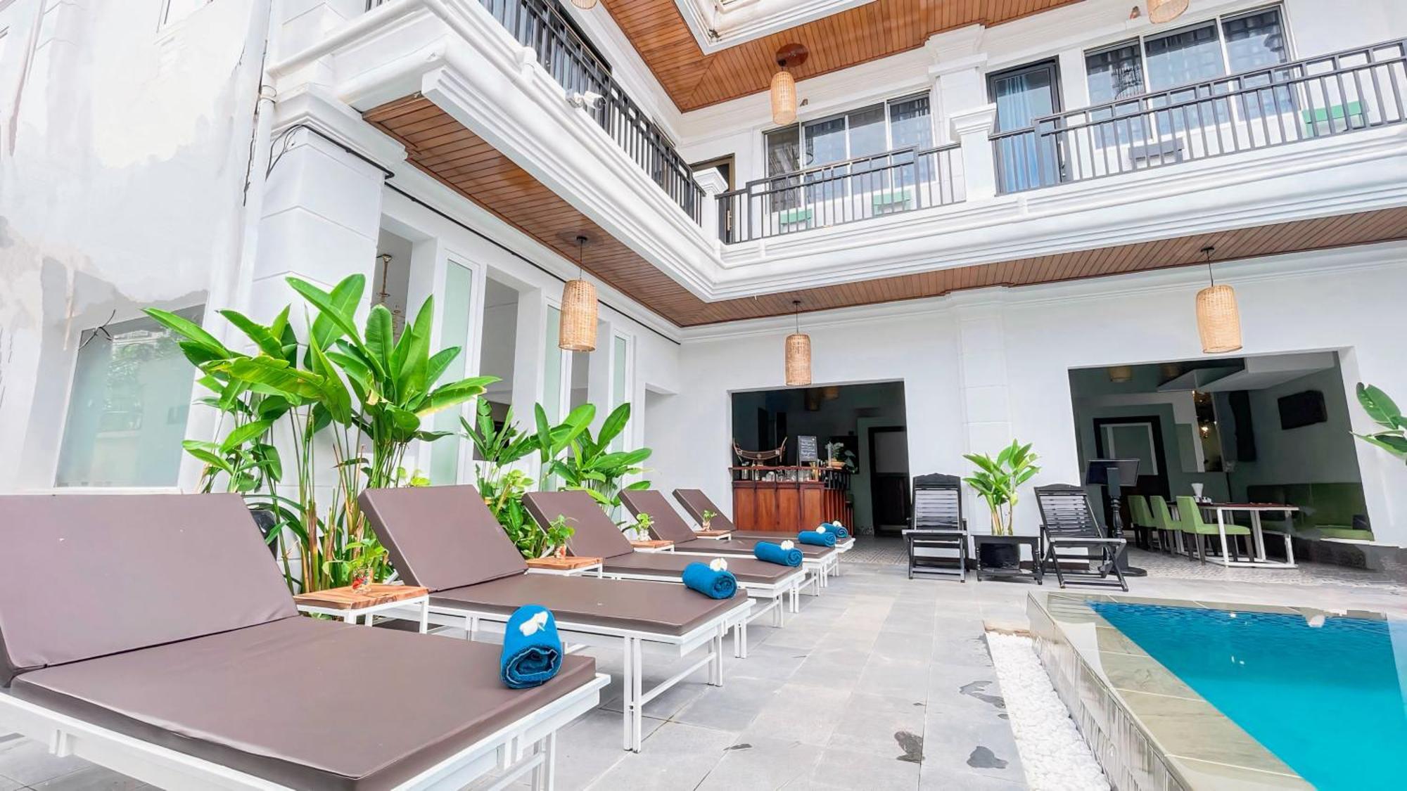 The Center Point Hotel เสียมราฐ ภายนอก รูปภาพ